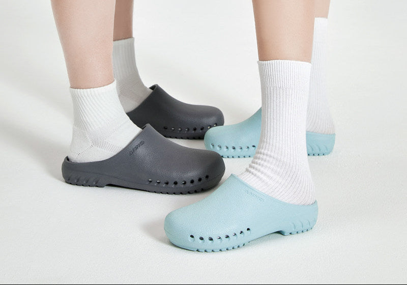 Lightweight Nurse Slippers – Anti-Slip EVA Medical Work Shoes