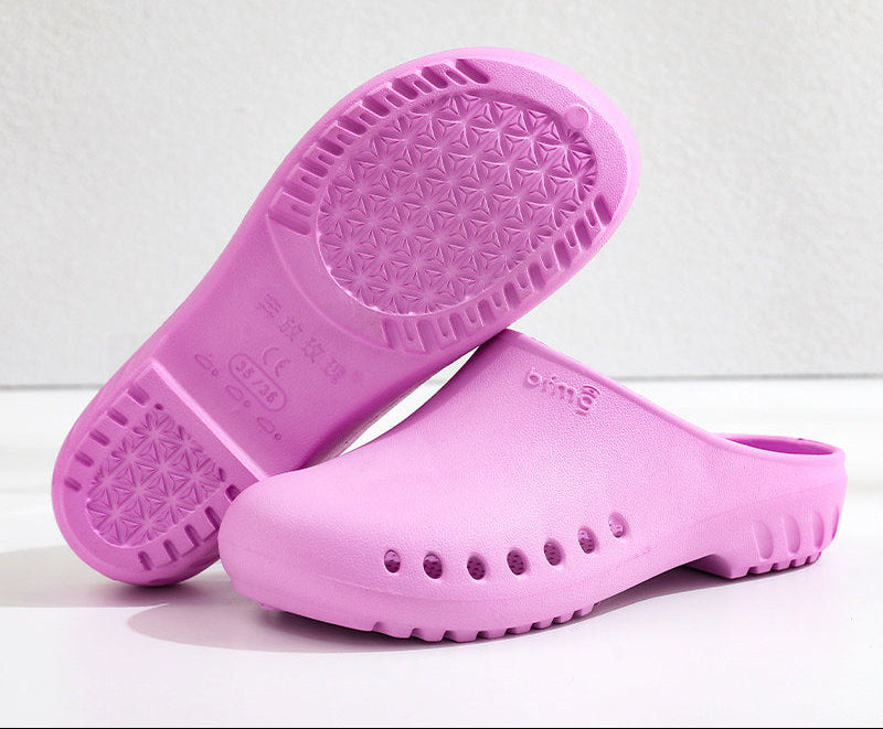 Non-slip operating room slippers, medical surgical shoes, care room doctor's hole shoes, medical men's and women's work shoes