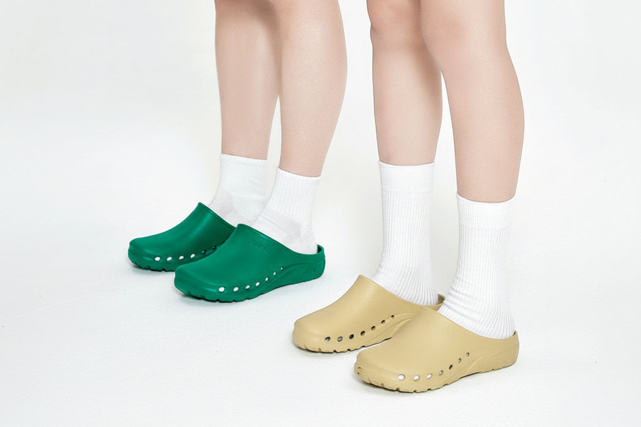 Non-Slip Laboratory & Clean Room Slippers for Men and Women